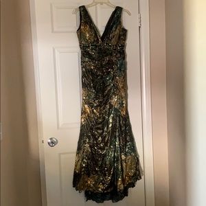 Beautiful Floor length A Line shape dress